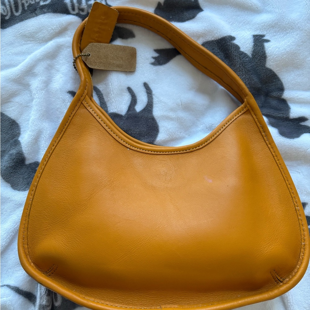 Mustard Vintage Ergo